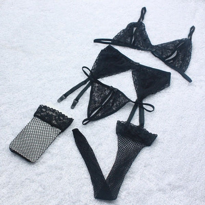 Conjunto de Lencería Sensual en Chifón: Sostén, Tanga y Ligas - Image 5