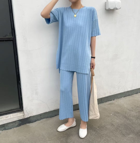 Conjunto de Punto: Blusa Midi y Pantalón Ancho - Image 2
