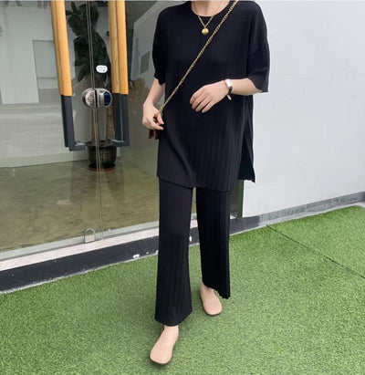 Conjunto de Punto: Blusa Midi y Pantalón Ancho