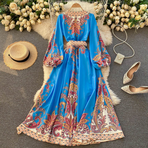 Vestido Retro Estampado Exótico con Escote V Cruzado