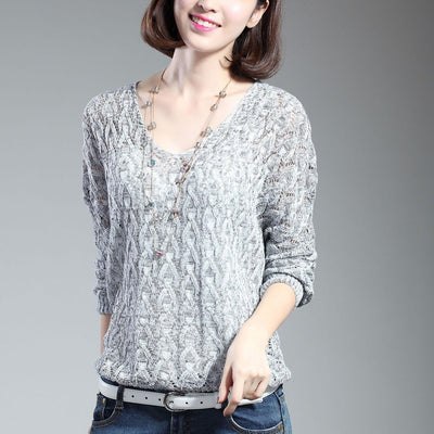 Suéter Suelto V-Neck Manga Murciélago Hueca Torcida para Mujer - Image 9