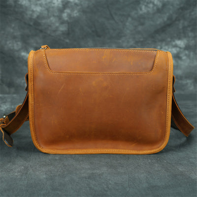 Bolsa Mensajero de Cuero Crazy Horse - Estilo Casual y Minimalista - Image 2