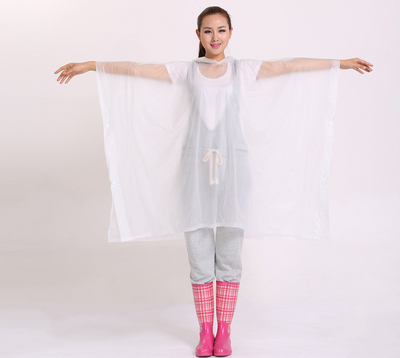 Poncho Impermeable sin Mangas para Senderismo y Actividades Outdoor - Image 11