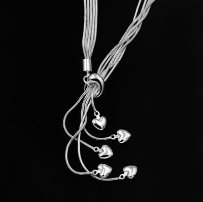 Collar en Capas con Corazones Bañado en Plata - Image 2