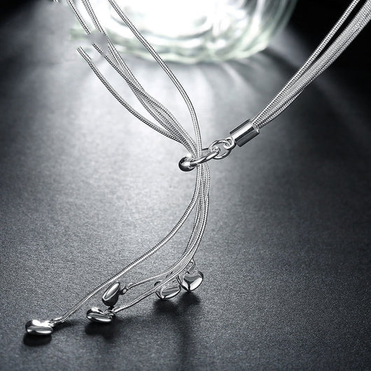 Collar en Capas con Corazones Bañado en Plata - Image 5