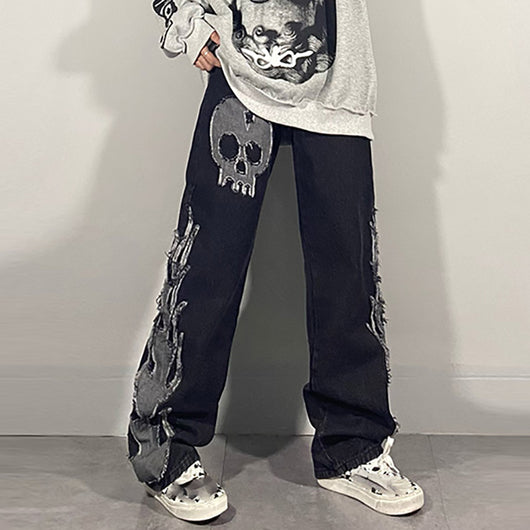 Jeans con Parche Calavera Bordado Reversible - Image 8