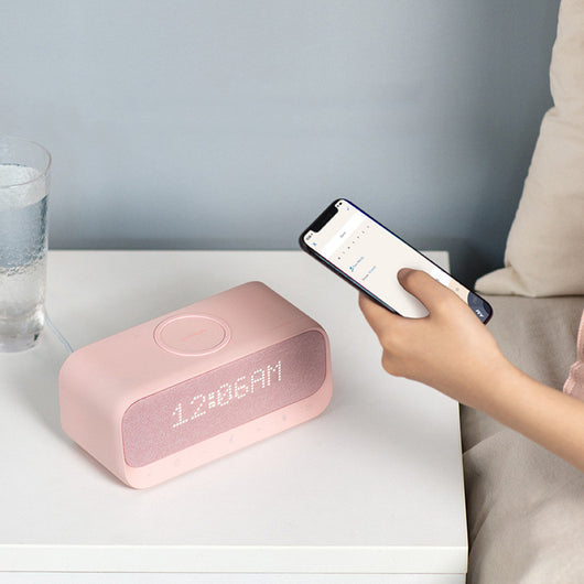 Parlante Bluetooth Soundcore Todo en Uno con Carga Inalámbrica Apple y Reloj Despertador