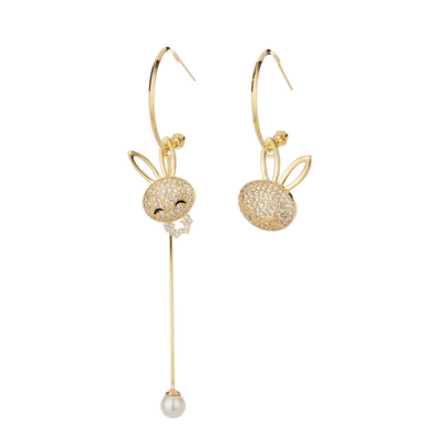 Aretes Asimétricos de Conejo con Diamantes - Diseño de Moda Femenina - Image 6