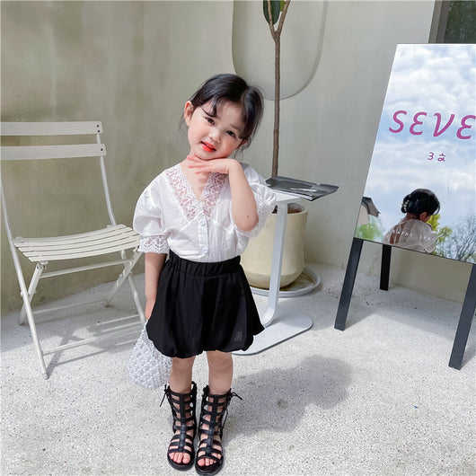 Conjunto de Dos Piezas para Niña: Blusa de Verano con Encaje y Short Naranja