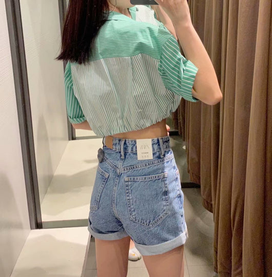 Camisa Verde a Rayas con Cuello Alzado y Mangas Cortas - Image 11