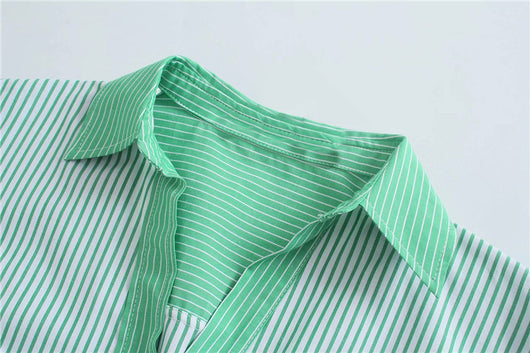 Camisa Verde a Rayas con Cuello Alzado y Mangas Cortas - Image 12
