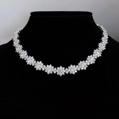 Cadena de Plata 925 con Diamante de Alto Carbono - Diseño Girasol para Escote - Image 6