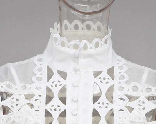 Vestido con Mangas Linterna y Detalles Calados - Image 9