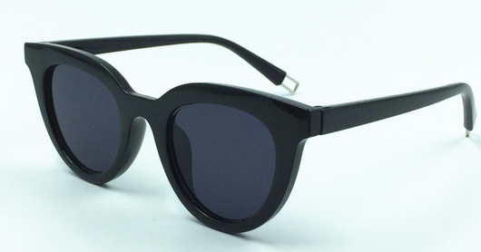 White vintage cat-eye sunglasses with dark lenses, angled on a clean white background. - Image 15