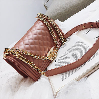 Bolso Crossbody Elegante con Cadena - Image 20