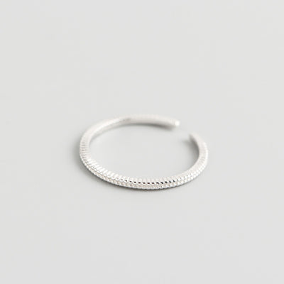Anillo Minimalista Mobius Efecto Delgado - Image 14