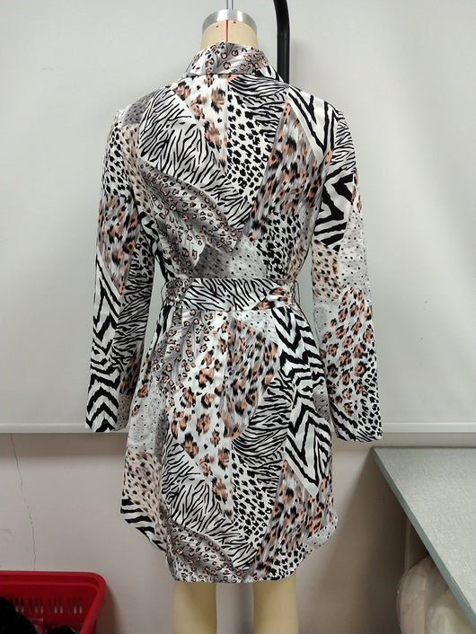Camisa Estampada Entallada con Cinturón y Solapa Clásica - Image 20