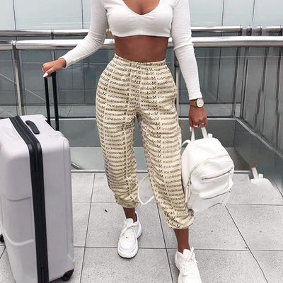 Pantalones Anchos Estilo Urbano con Estampado de Letras y Amarre - Image 14