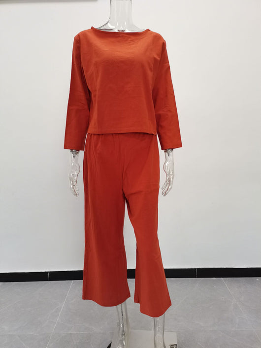 Conjunto de Dos Piezas: Blusa Suelta y Pantalón Tres Cuartos - Image 11