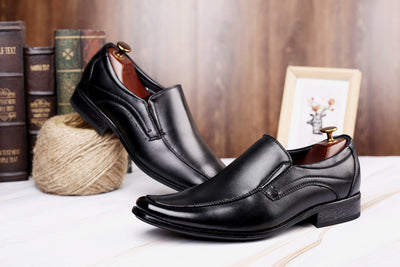 Conjunto de Zapatos de Cuero para Niños - Estilo Británico Premium - Image 8