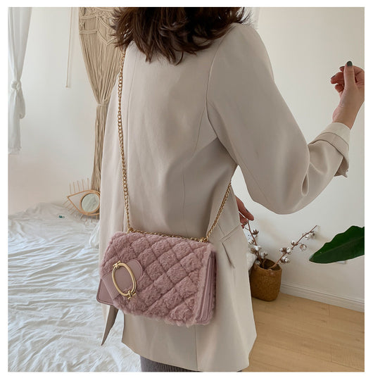 Bolso Mensajero Acolchado de Lujo para Mujer con Cadena Dorada - Image 18