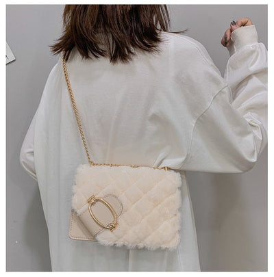 Bolso Mensajero Acolchado de Lujo para Mujer con Cadena Dorada - Image 27