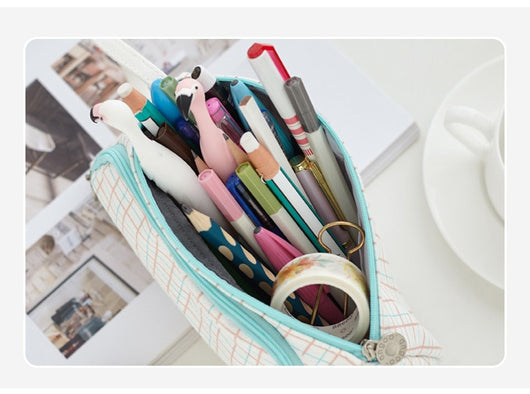 Estuche de Malla de Gran Capacidad para Útiles Escolares - Image 7