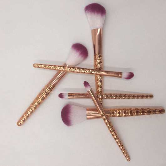 Brocha de Maquillaje con Escamas de Pez y Patrón Panal - Image 9