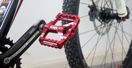 Pedales Planos Anchos para Bicicleta de Montaña y Ruta - Image 8