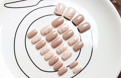 Uñas Postizas Khaki Claro con Efecto Degradado - Image 11