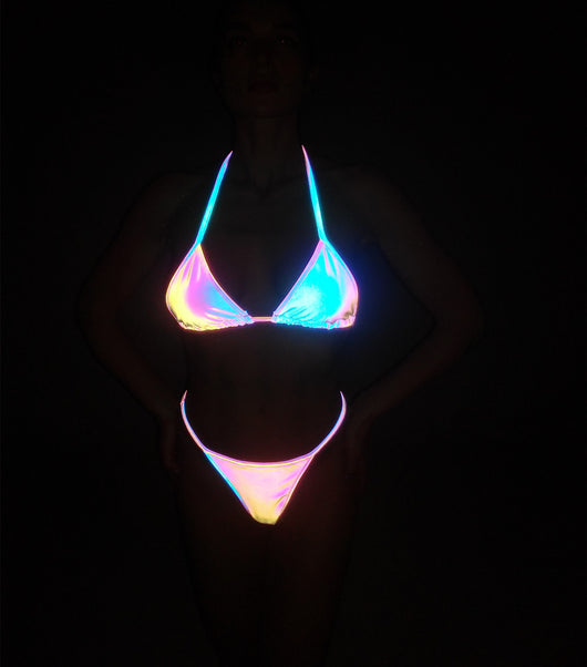 Bikini Reflectante Arcoíris con Detalles Láser - Image 26