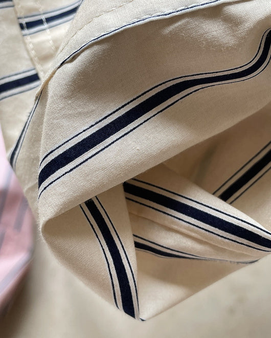 Camisa Retro de Rayas con Solapa Literaria, Manga Corta Suelta y Ligera - Image 16