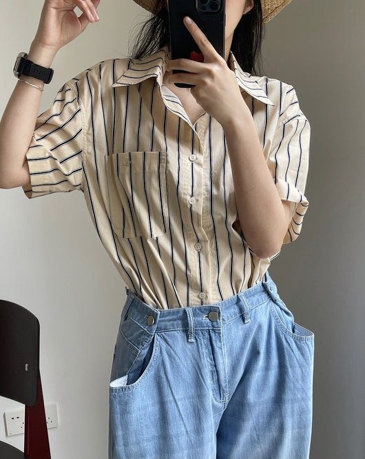 Camisa Retro de Rayas con Solapa Literaria, Manga Corta Suelta y Ligera - Image 24