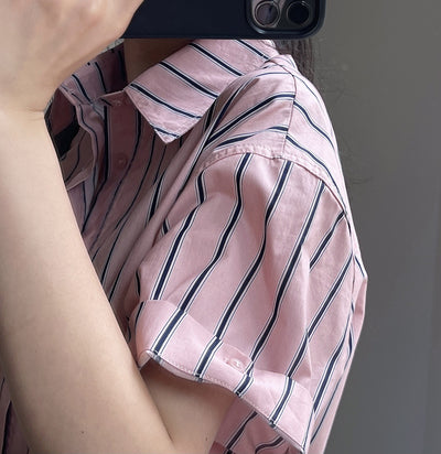 Camisa Retro de Rayas con Solapa Literaria, Manga Corta Suelta y Ligera - Image 49