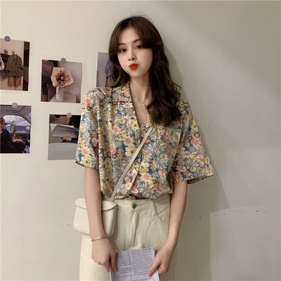 Blusa Retro Floral de Manga Corta para Mujer - Image 9