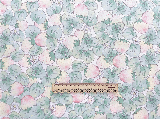 Tela Estampada de Algodón Twill con Diseño de Fresas - Image 10