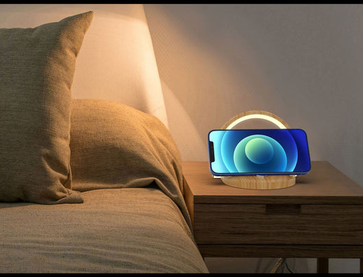 Cargador Inalámbrico 15W con Luz Nocturna y Soporte para Móvil - Image 8