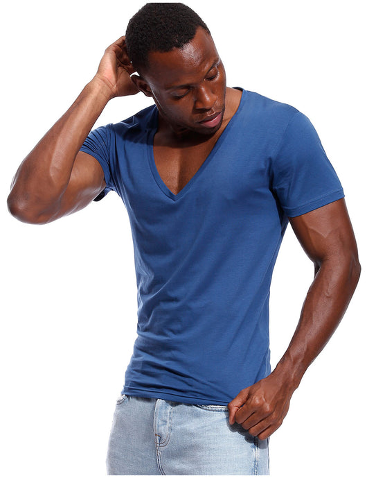 Playera Escote Profundo para Hombre - Cuello en V Amplio - Image 13
