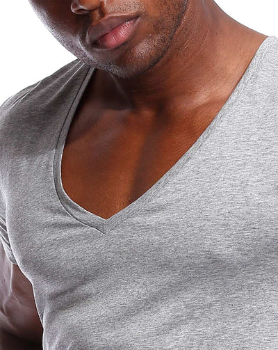 Playera Escote Profundo para Hombre - Cuello en V Amplio - Image 27
