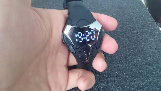 Reloj LED Digital Deportivo con Pulsera de Silicona Luminosa - Image 13