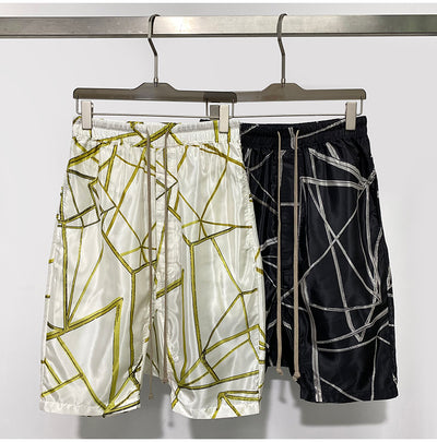 Shorts Cómodos con Estampado Abstracto en Tela Ligera - Image 17
