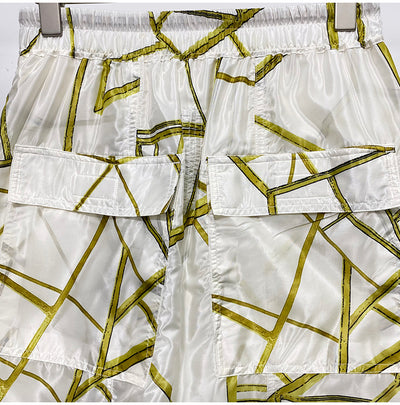 Shorts Cómodos con Estampado Abstracto en Tela Ligera - Image 21