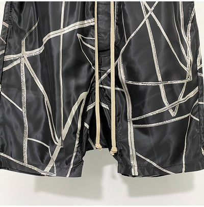 Shorts Cómodos con Estampado Abstracto en Tela Ligera - Image 34