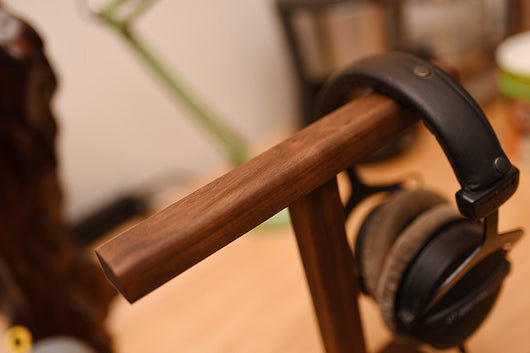 Soporte para Audífonos de Nogal Negro - Image 11