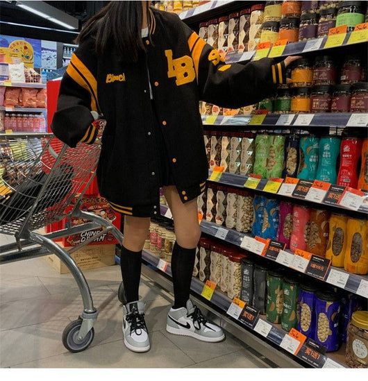 Sudadera Acolchada con Capucha y Cierre de Diseño Japonés Negro - Image 19