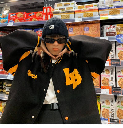 Sudadera Acolchada con Capucha y Cierre de Diseño Japonés Negro - Image 21