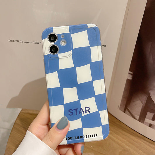 Funda Protectora para iPhone con Diseño Cuadros y Flores Azules - Image 9