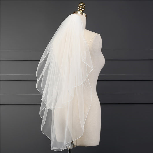 Velo Nupcial Blanco con Peine para el Cabello y Borde Reforzado - Image 6
