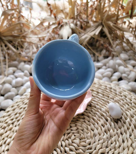 Taza de Café con Plato Decorado a Mano: Cielo Azul y Nubes Blancas - Image 13