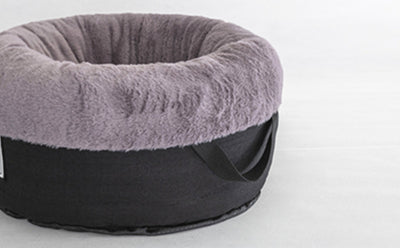 Cama Nido Felino 4 Estaciones - Saco de Dormir Cerrado para Gatos - Image 4